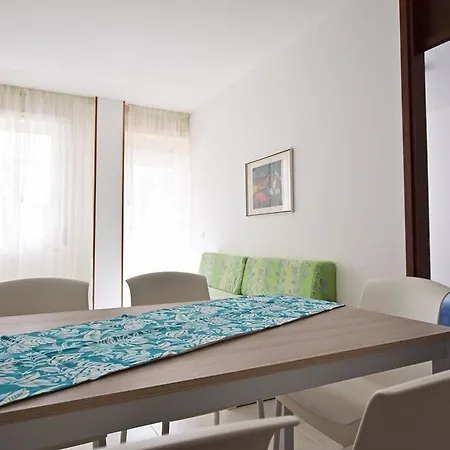 Condominio Luna 1 Lignano Sabbiadoro Exterior photo